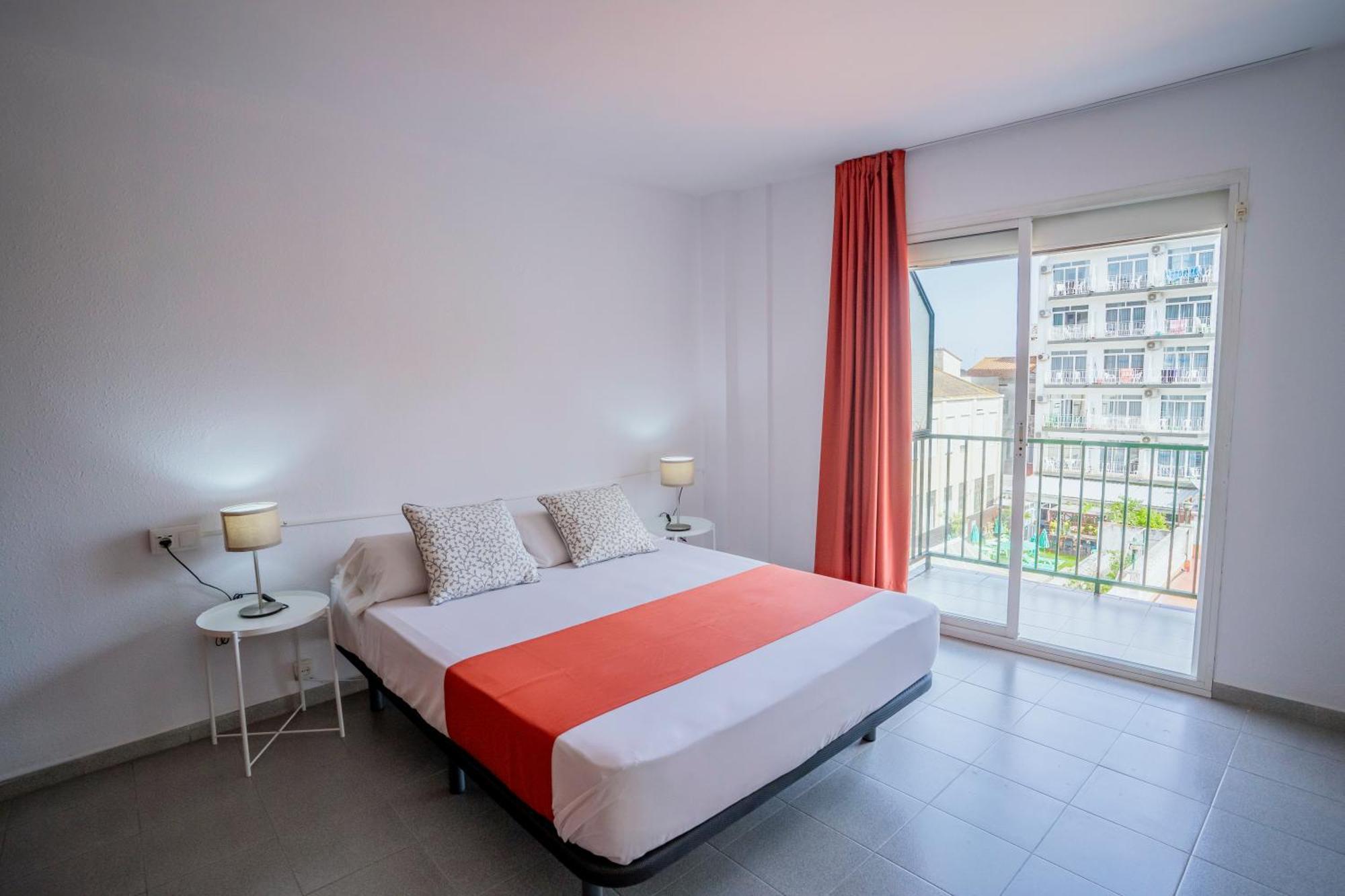 Apartaments Atzavara Калелья Номер фото