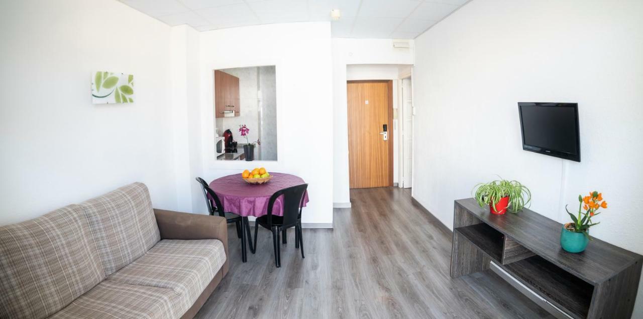 Apartaments Atzavara Калелья Экстерьер фото